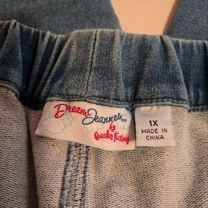 Womens pedal pushers